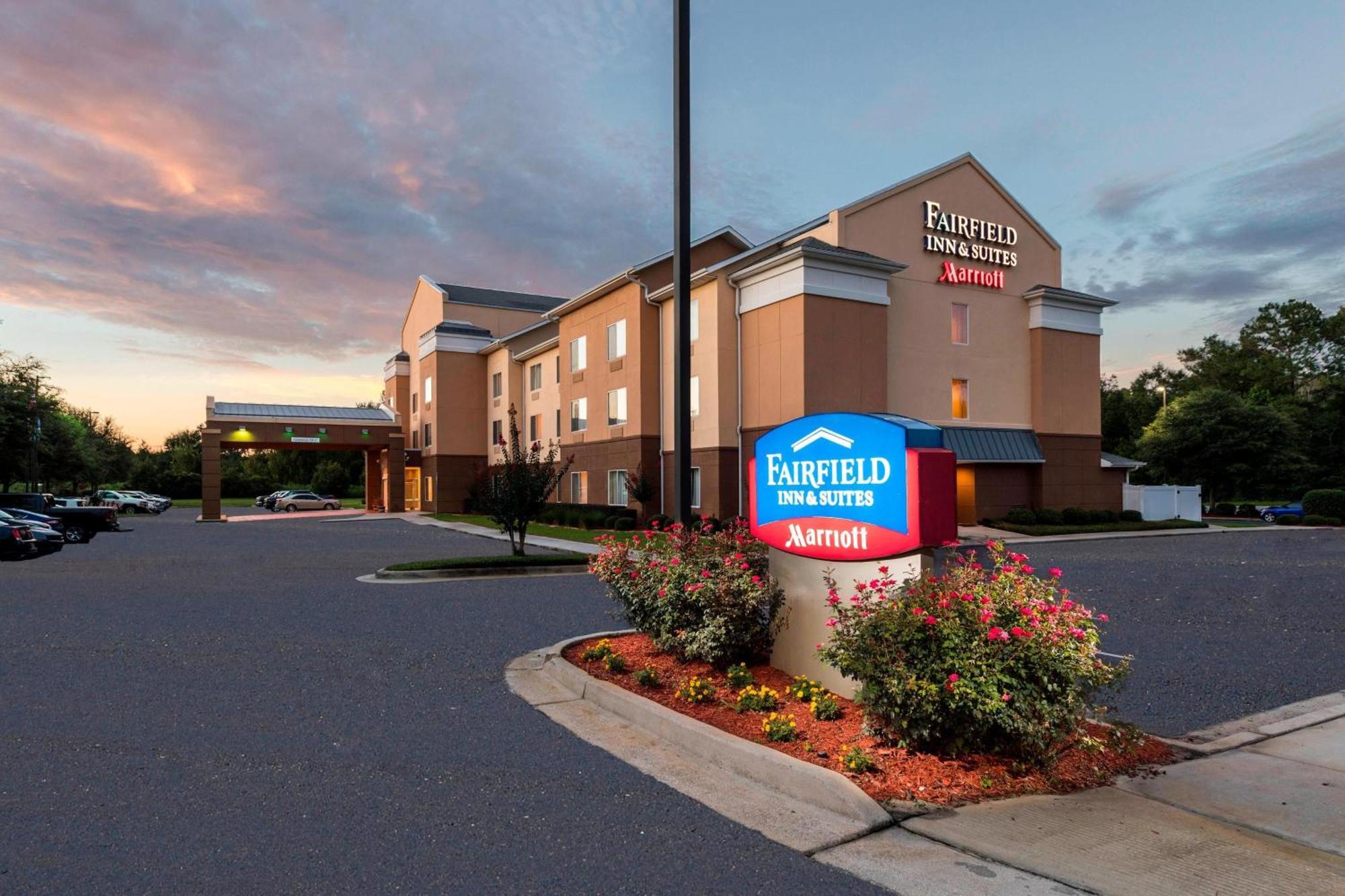 Fairfield Inn & Suites Marianna Eksteriør billede