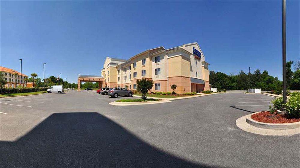 Fairfield Inn & Suites Marianna Eksteriør billede