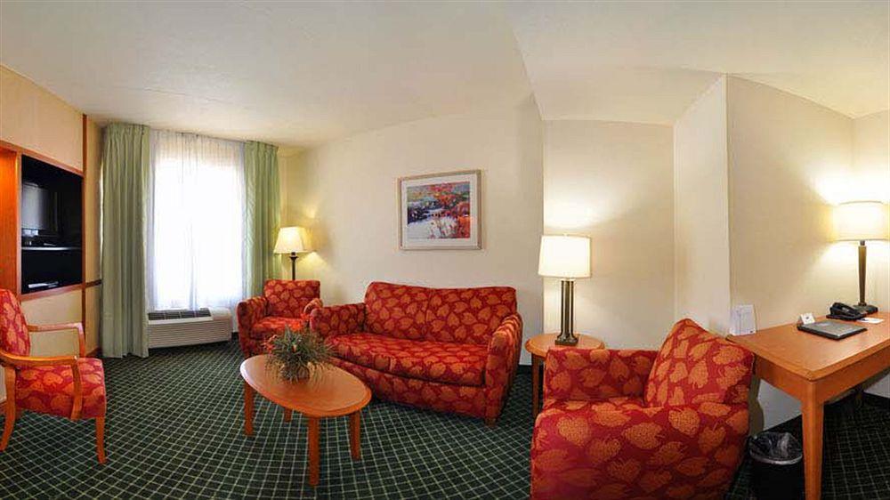 Fairfield Inn & Suites Marianna Eksteriør billede